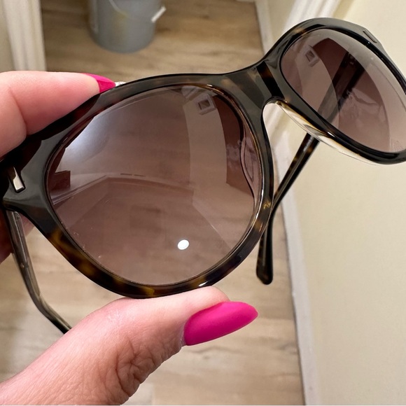 MARC BY MARC JACOBS Sunglasses - Picture 5 of 7